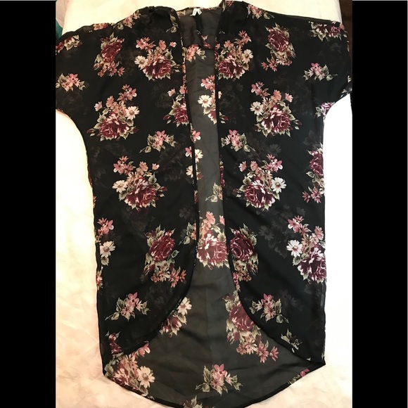 Live 4 Truth Tops - HP🎉EUC Dark Floral Sheer Open Front Long Kimono M